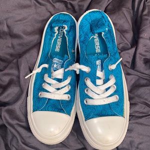 6 converse chucks lace up turquoise white ankle low top brand new great conditio